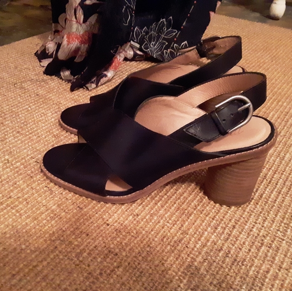 Madewell Black Sandal - Picture 5 of 8